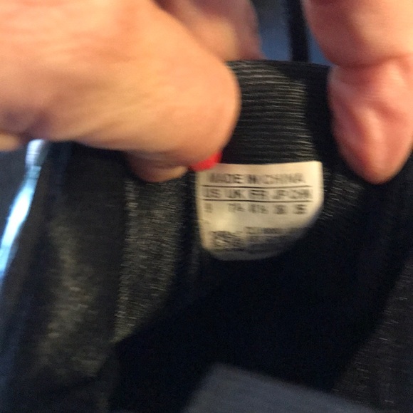 Men’s Size 9 Black Adidas Athletic Shoes 👟 - Picture 5 of 5